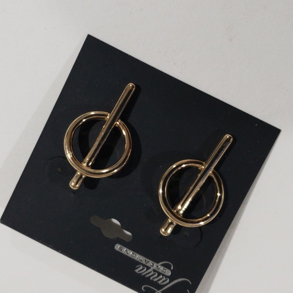 Modern Gold Tone Geometric Bar & Hoop Stud 1.5 Drop Earrings – Trendy Jewelry - Picture 5 of 9